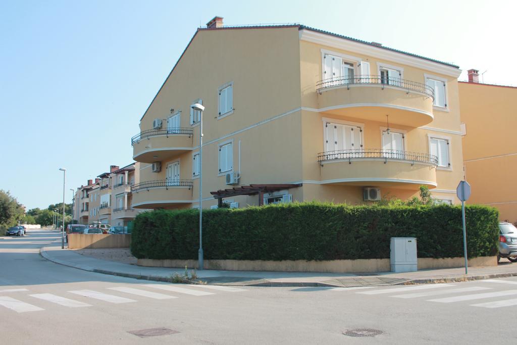 Apartment Nina Pula Buitenkant foto